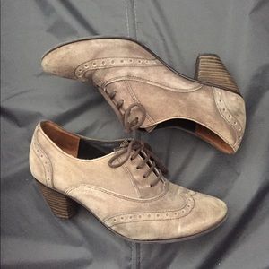 Paul Green Tan Booties